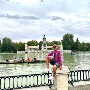 Meet your Posher, Rene